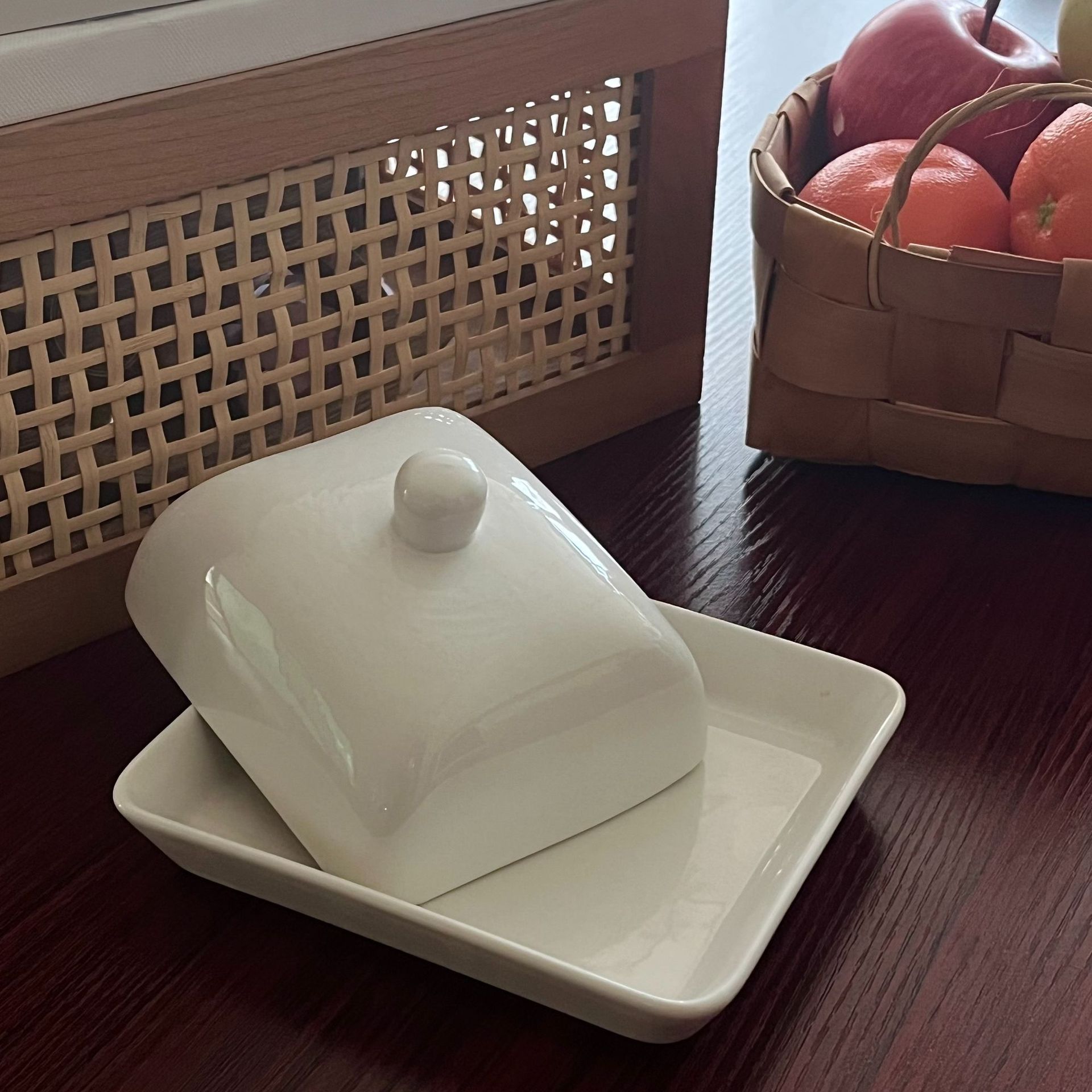 Rectangle Butter Dish with Lid, White Domed Cheese Dish with Handle Individual Serving Mini Butter Tray, Cute Ceramic Dessert Serving Bowl for Table — image 5