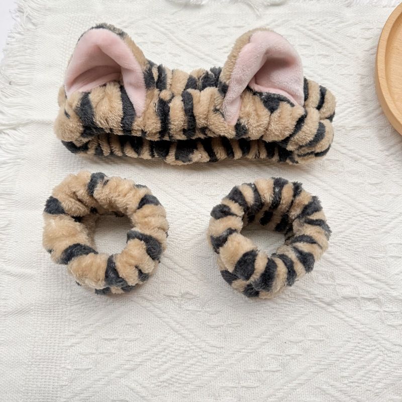 4PCS Spa Set Bath Wrap White bath towel Black and brown stripes Cat Ear Headband Wristbands Coral Fleece Quick Dry Absorbent Skincare Shower Hair Wash Set Home โ image 6