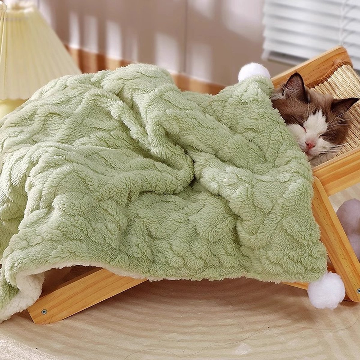 Pet Mat - Soft Pet Blanket - Warm Plush Blanket for Dogs and Cats - Comfortable & Cozy Sleep Blanket - 55 × 45cm — image 5