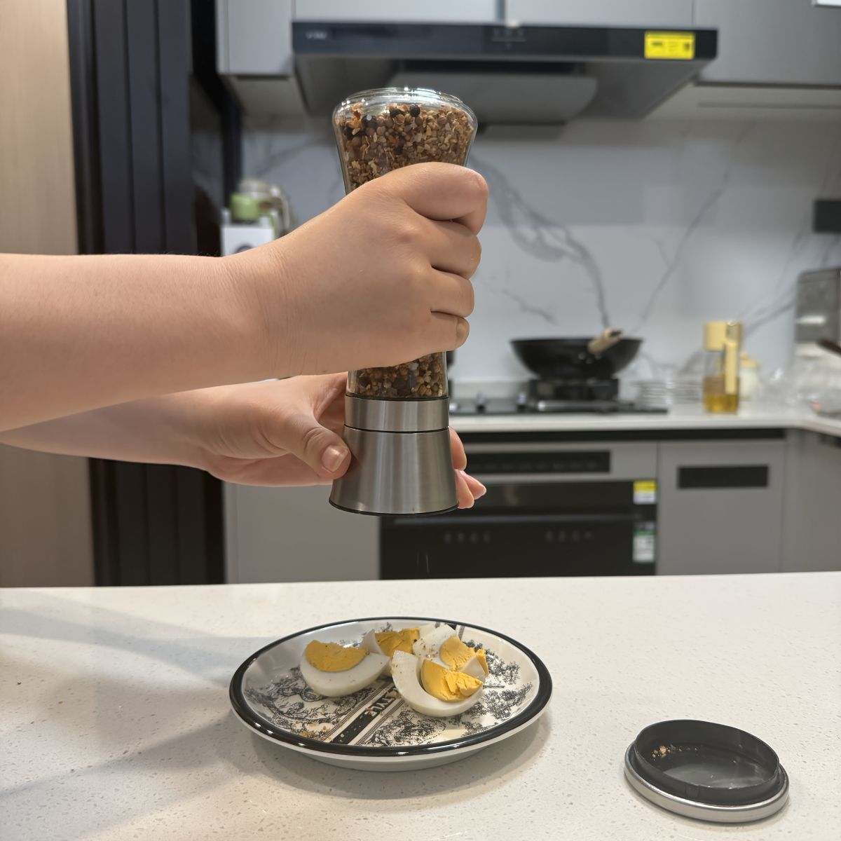 Silver Blue Stainless Steel Salt And Pepper Grinder Set Adjustable Grinders Glass Salt And โ image 6