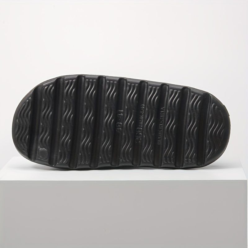 Unisex Soft Thick-Sole Slippers – 3.5cm Cushioned Comfort - White - Size 12(AU12/EU43) — image 4