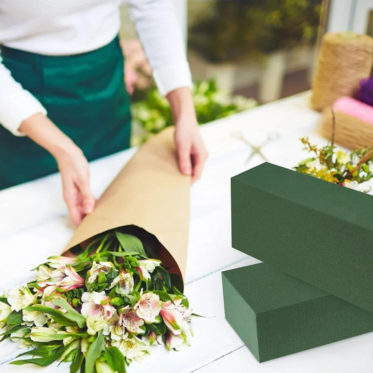 Floral Foam Blocks for Dry Wet Artificial Flower Arrangements Florist Supplies - Wet 2PCS — image 5