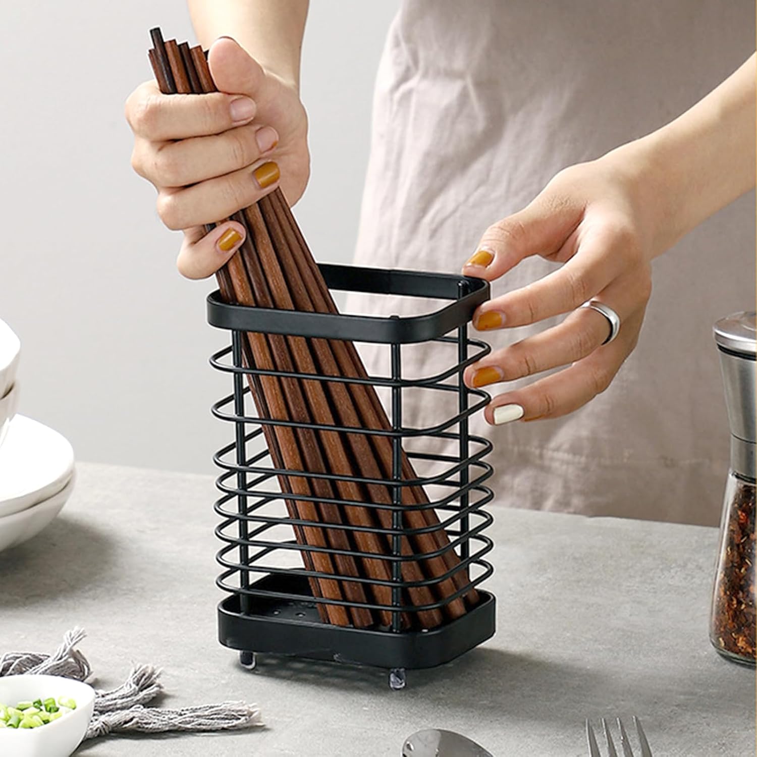 Stainless Steel Kitchen Utensil Holder, Countertop Cutlery Basket and Drainer for Spatulas, Spoons and Chopsticks, Black โ image 2