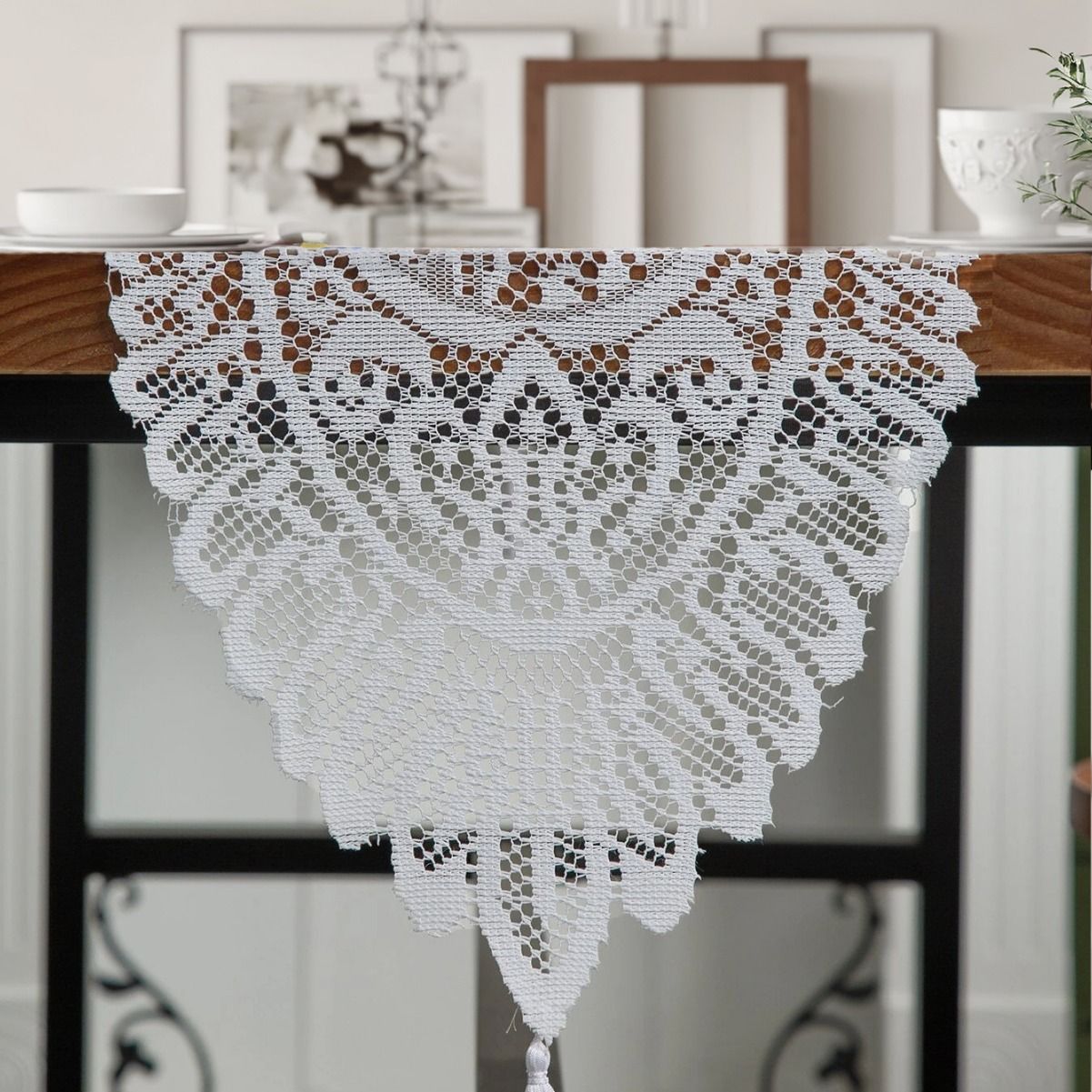 Lace Tassel Table Runner 33x91cm, Red, Festive Table Decor For Holiday Gatherings — image 3