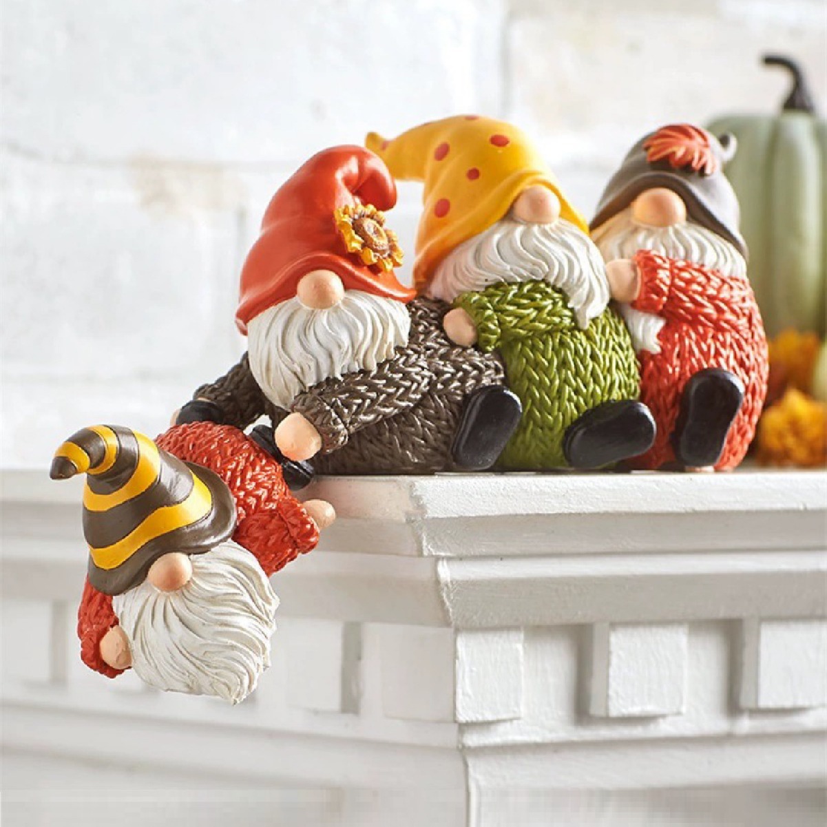 Resin Polar Bear Figurines - Creative Miniature Desktop Ornaments and Garden Decor Craft — image 2