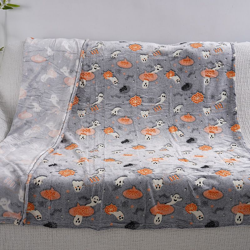 Glow in the Dark Flannel Blanket with Playful Hallowen Pumpkin (S135 / 150 x 200CM) - Versatile Soft Plush Magic Throw Blanket, Durable High Density Woven &