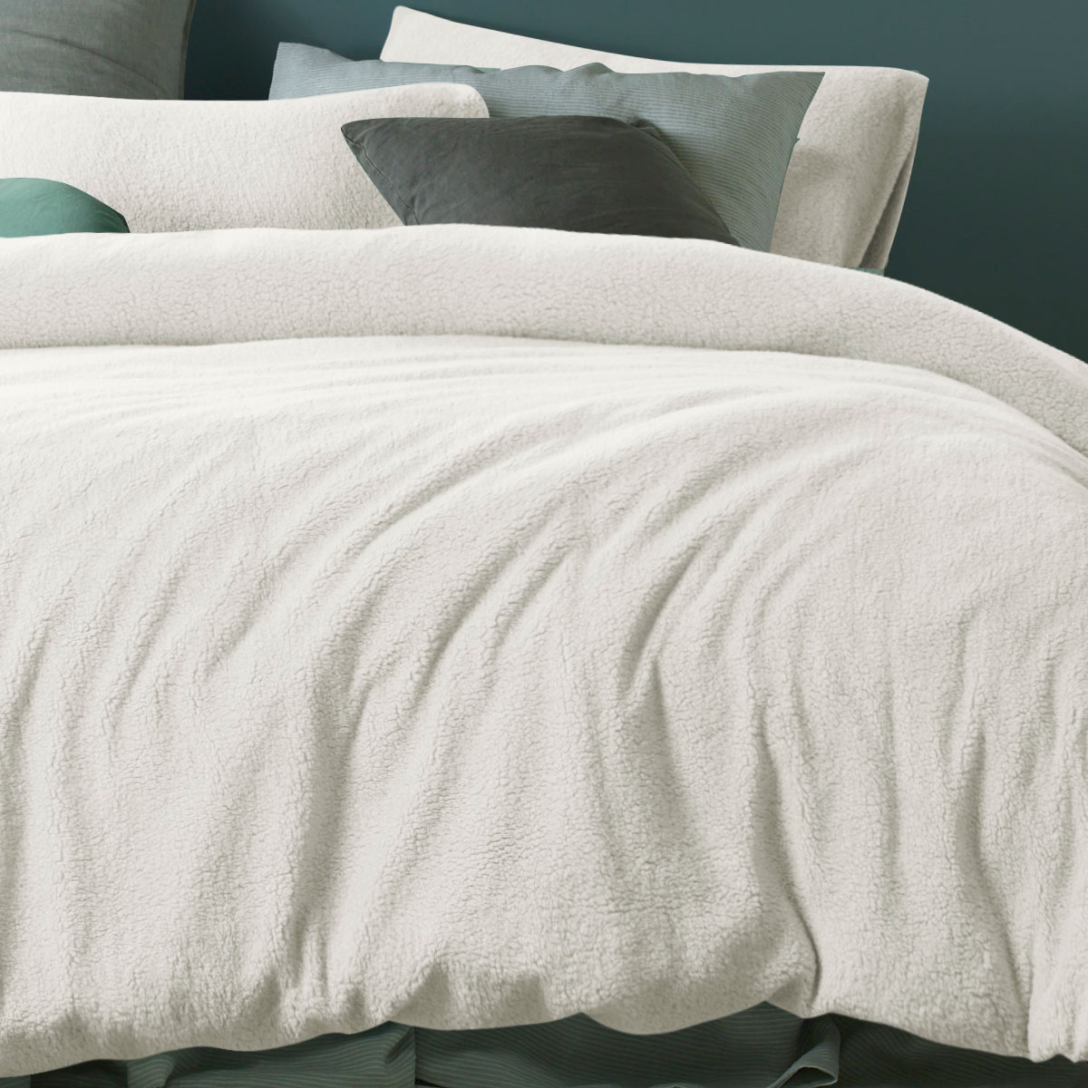 Accessorize Teddy White Quilt Cover Set King — image 3