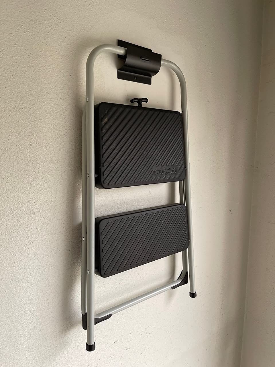 5-in Steel Wall Mount Ladder and Wheelbarrow Hanger,Easy and effortless installation with no assembly required Matte Black — image 3
