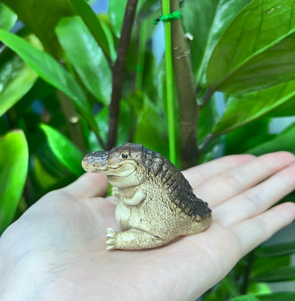 Handmade Crocodile Figurine Tea Pet, Tea Set Accessories Alligator Statue Tea Ceremony Desk Pet, Animal Ornament Gifts — image 3