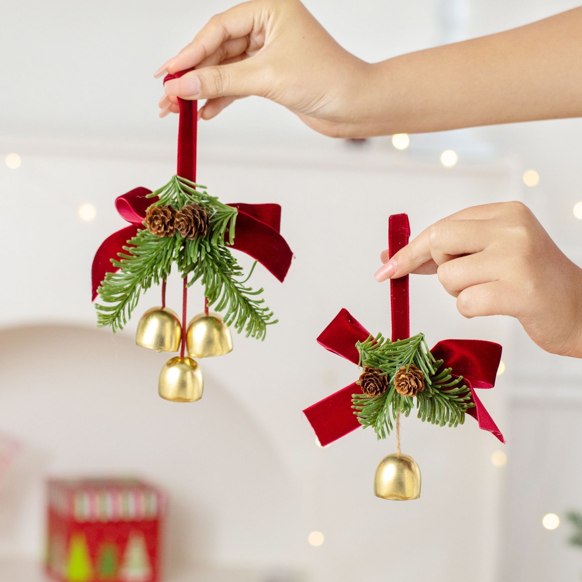 D5 Pinecone Triple Bells Red 2 Pack — image 3
