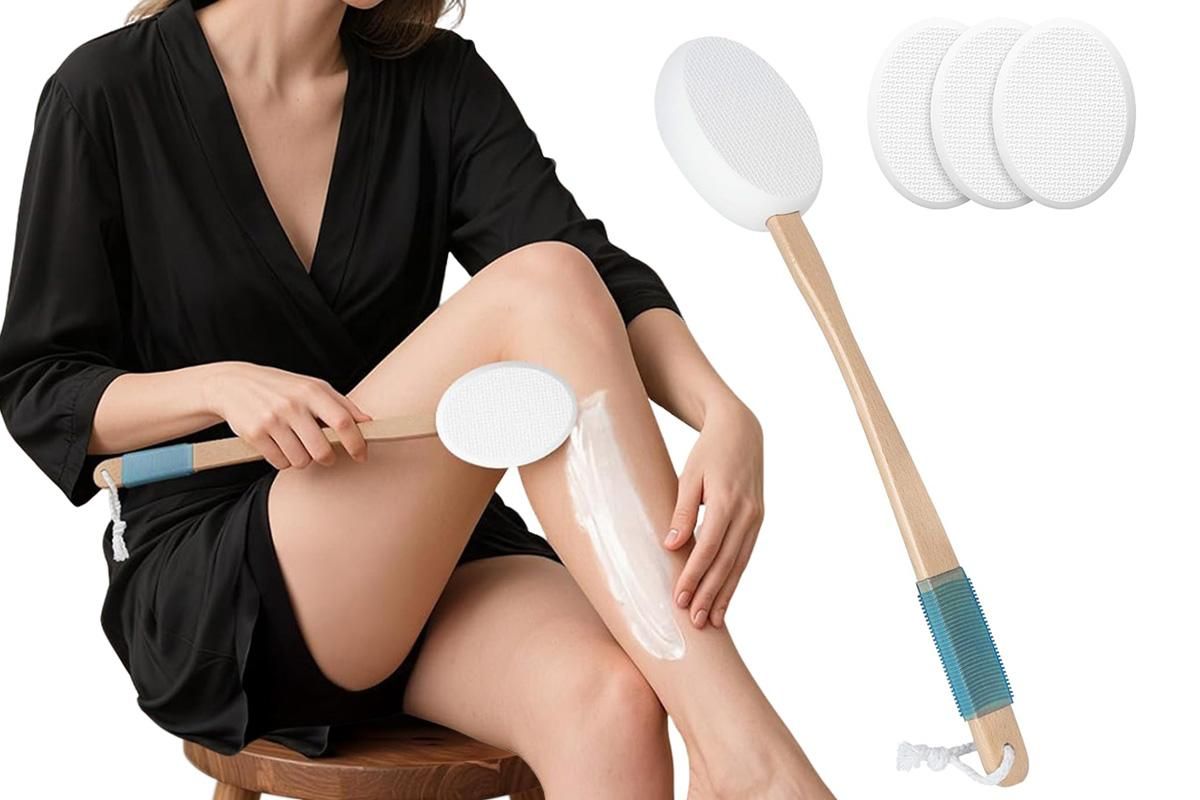 Back and Foot Lotion Applicator with 4 Replacement Pads Sunscreen Applicator Tool - White โ image 2