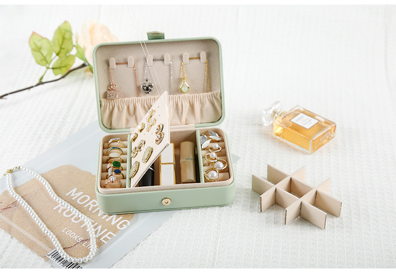 Beige Elegant Quilted PU Leather Jewelry Box - Portable Organizer for Travel & Home โ image 6