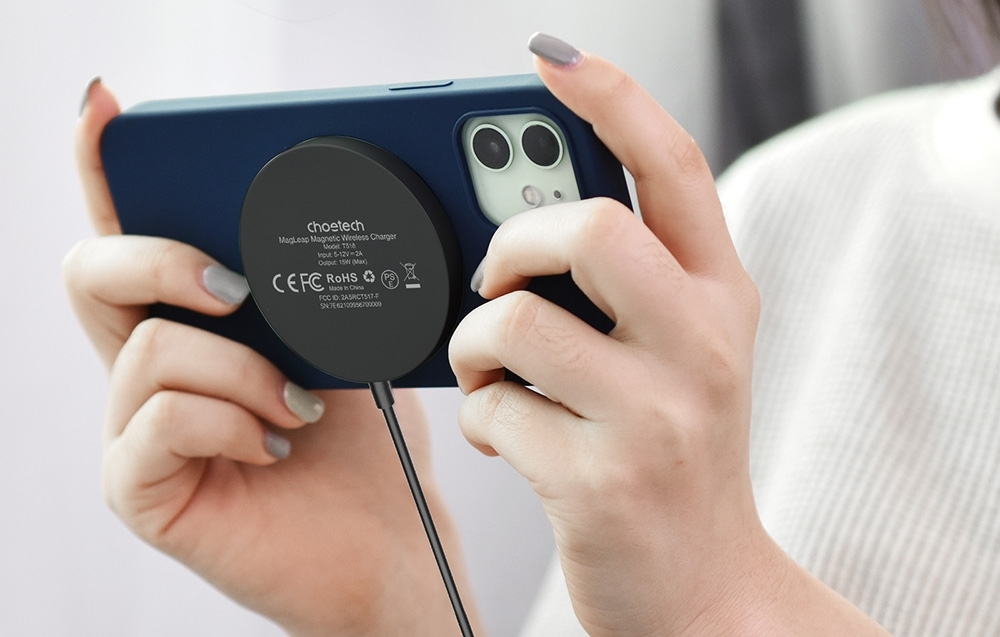 CHOETECH T518-BK15W Removable Fast Wireless Magenetic Charger for iPhone12/13/14/15 & More with 1M Cable — image 3