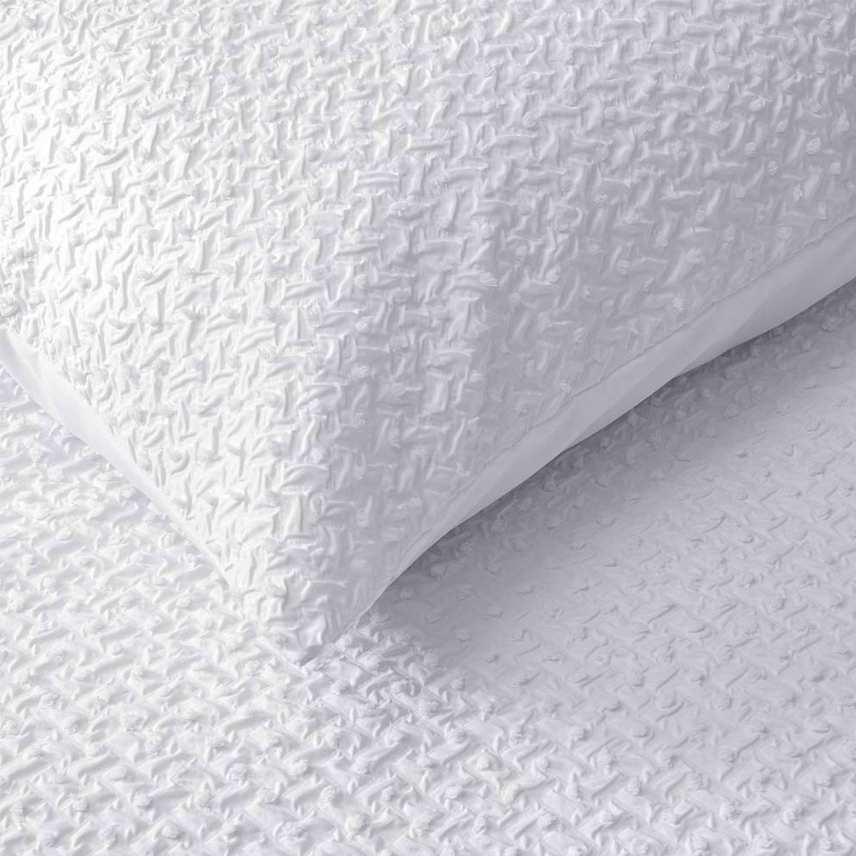 Accessorize Dotty Clip White Jacquard Quilt Cover Set Queen — image 3