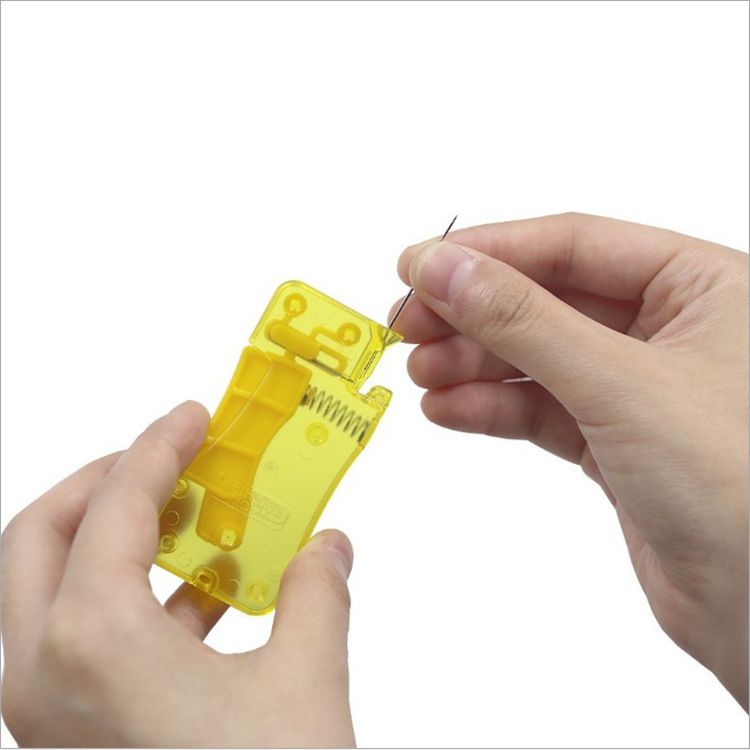 Crafting Tools,Easy to use Plastic Crafting Hand Sewing Home Supplies Assistance Needle Threader Automatic Threader — image 2