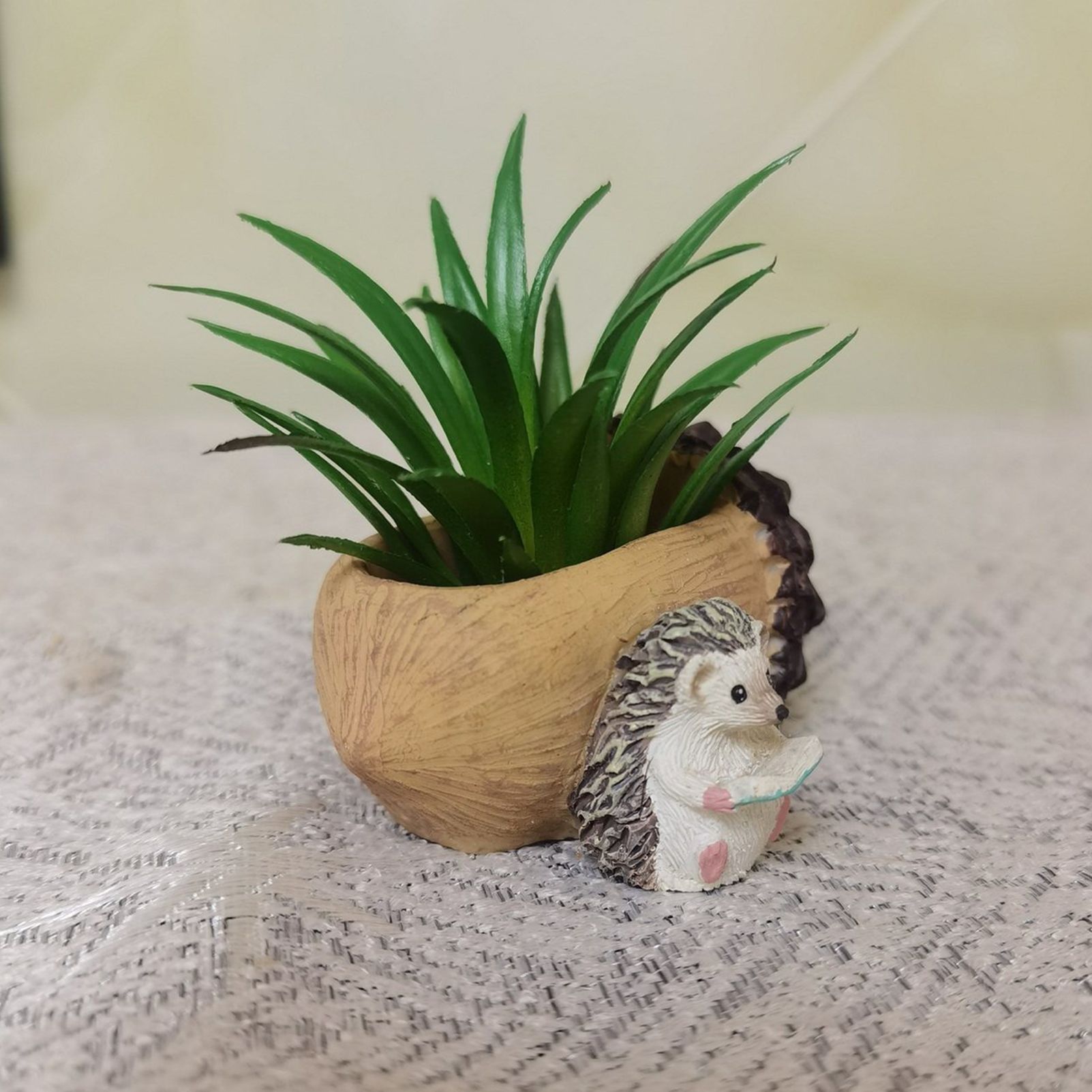 Creative Hedgehog Pinecone Resin Planter, Mini Succulent Pot for Indoor & Outdoor Garden Decor — image 6