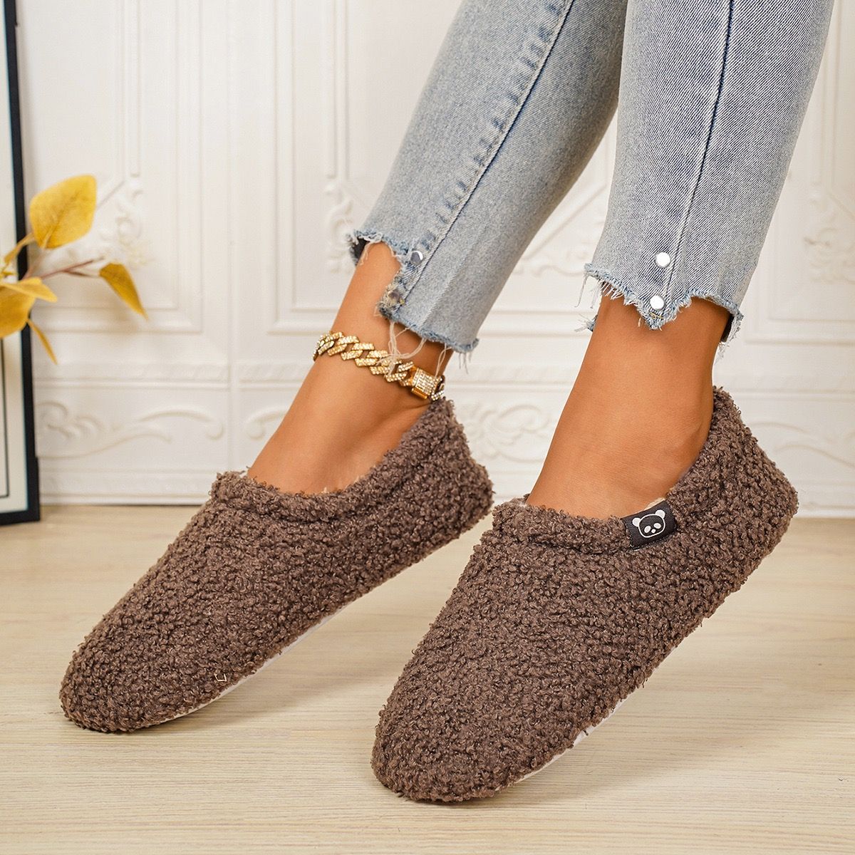 Cozy Winter House Slippers for Women – Thick Fleece-Lined, Slip-On Heel Support, Non-Slip Sole for Warm Indoor Comfort (L(40-41), Black) — image 5