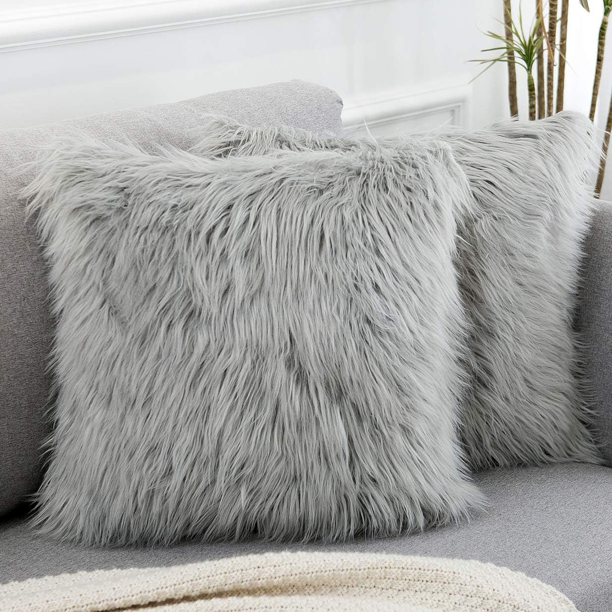 Grey Luxurious Long Faux Fur Cushion Covers - Set of 2, 45 × 45cm Soft Plush Decorative Pillowcases for Sofa & Bed