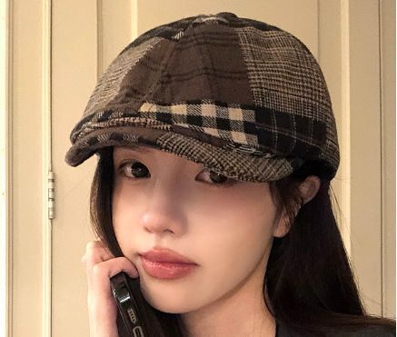 Coffee Tone Retro Plaid Color‑Block Newsboy Hat, Adjustable 56‑58cm, Christmas & Halloween Daily Commute Headwear, Vintage Casual Cap, Holiday Gift for Her