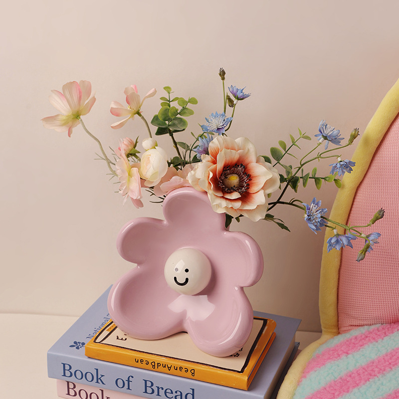Artistic Floral Smiling Face Vase - Modern Ceramic Decor with Gloss Finish(Osmanthus yellow) โ image 3