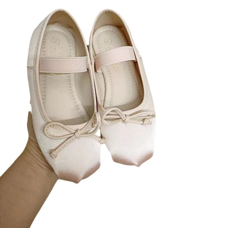 Obemei Girls Satin Dance Shoes Bow Elastic Band Beige White Size 31 shoe inner length 19.5cm โ image 2
