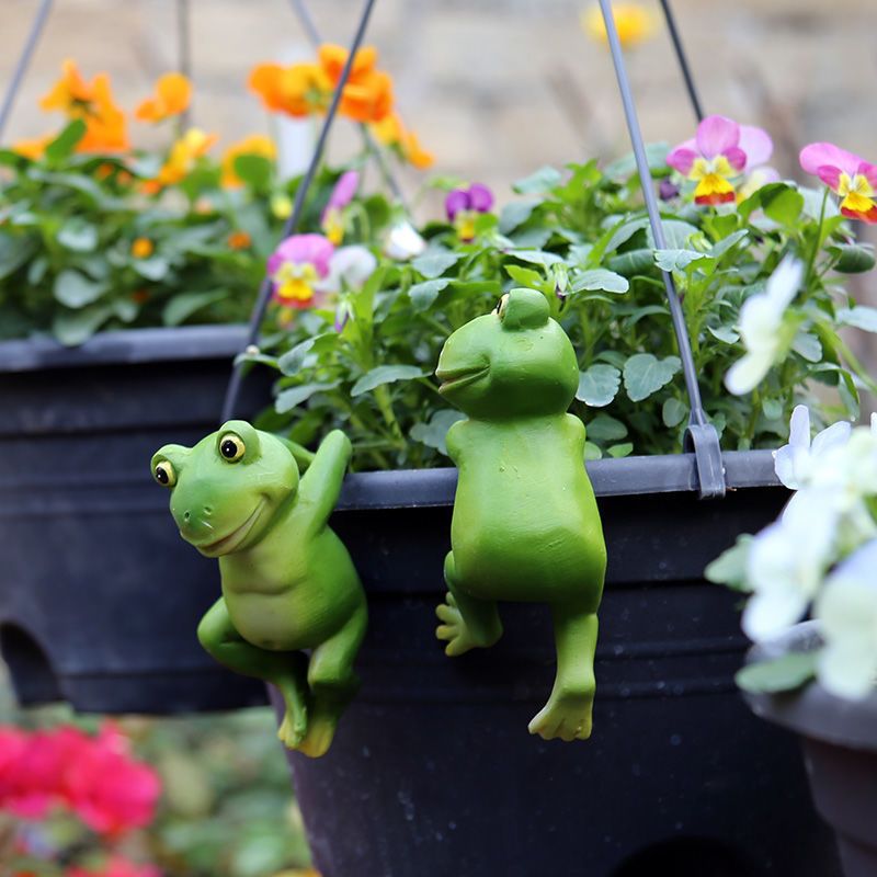 Garden Sculptures, Cute Frog Figurines Hanging Animal Statue Garden Ornaments Decor for Flower Pot Fence Yard 3 Pcs — image 2