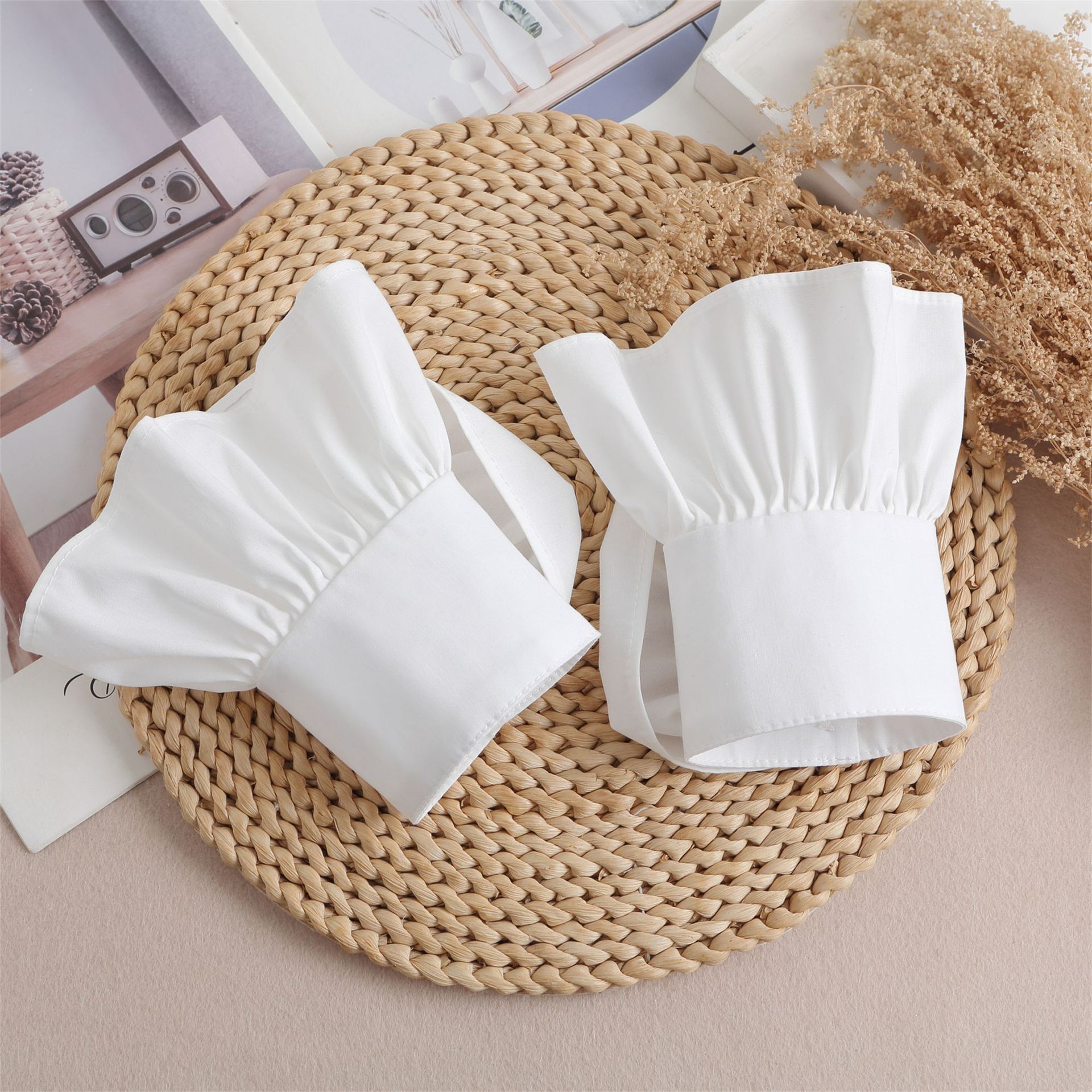 2 pairs Fake sleeve cuffs, lotus leaf layered cuffs, women's detachable fake sleeve cuffs, pleated long sleeved shirt cuffs, gloves(White) — image 2