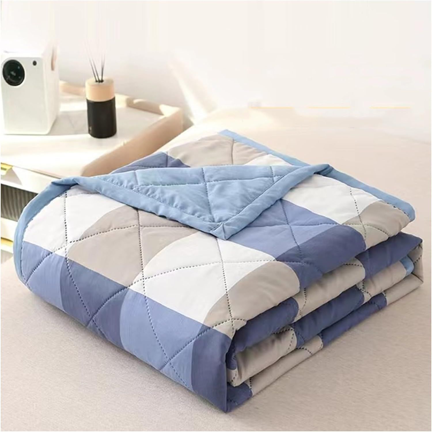 Cooling Quilt, Thin Quilts Summer Lightweight Comforter, Full Washed Cotton, Machine Washable, Soft Comfy Breathable Sleep Blanket for Hot Sleeper, Ultra-Cool â image 2