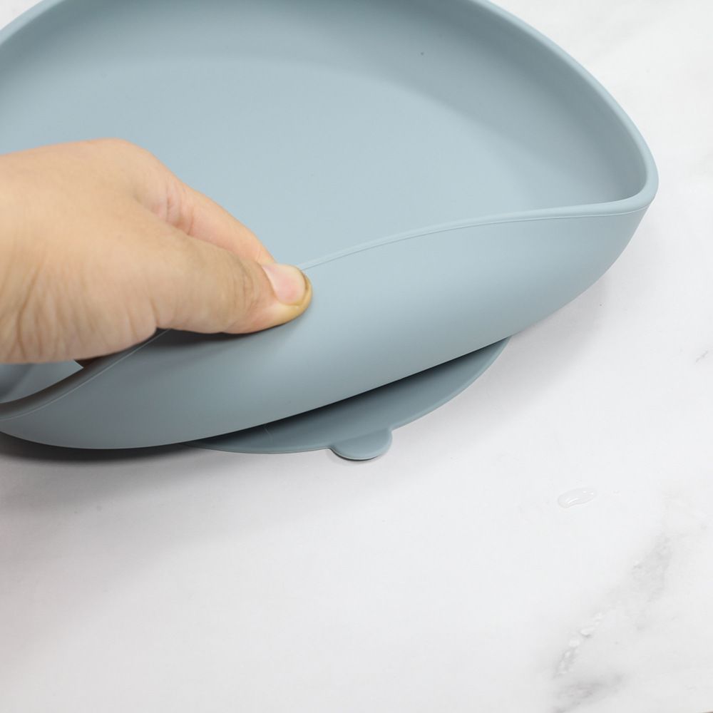 Silicone Dog Bowl Set of 2 Flat Puppy Food & Water Dish Less Mess Cat Dry Food Plates with Suction Cup Non-Tippable Feeding Bowls for Small & Medium-Sized Pets — image 3