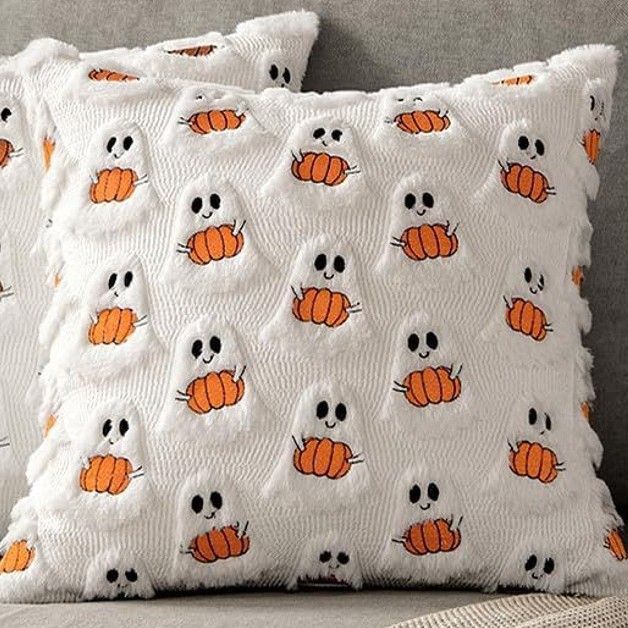2PCS Short Plush Decorative Pillow Cover For Holiday Scene, Ghost Holding Pumpkin Printed Cushion Case, Home Interior Decoration, 45 × 45cm, Pillow Insert Not