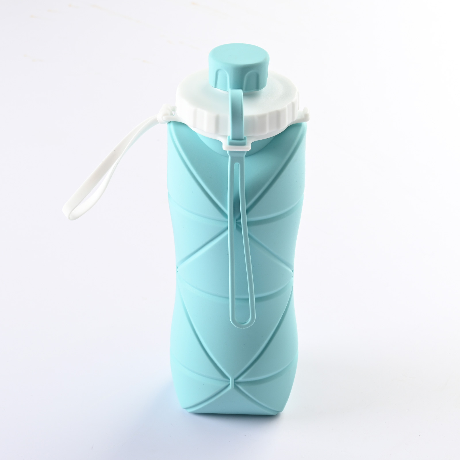Blue Portable Food Grade Silicone Collapsible Sports Water Bottle 600ML - Folding down 80%, Low High Temperature Resistant