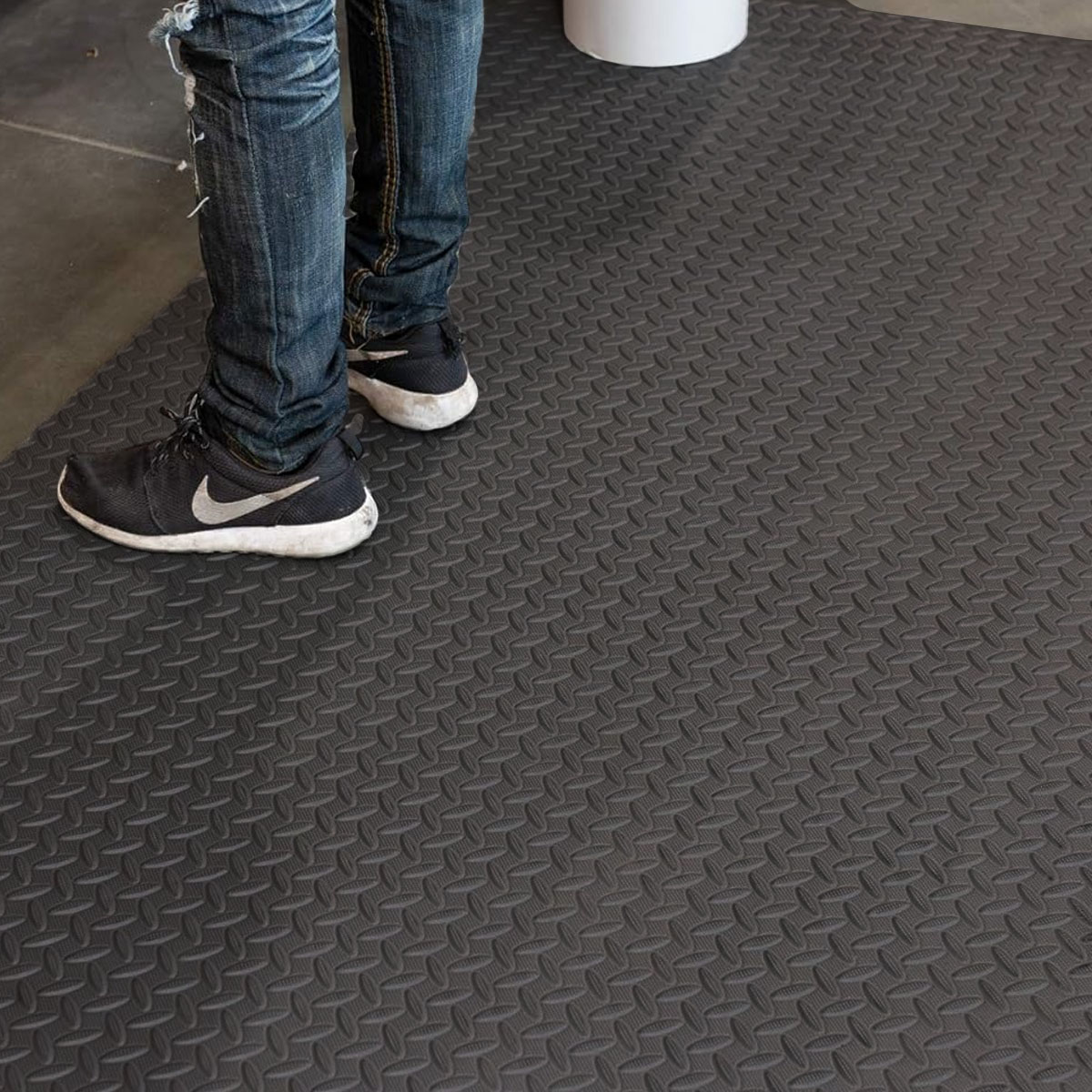 Tool Masters Charcoal Colour Anti-Fatigue Grip Mat Roll 236 x 117 cm โ image 5
