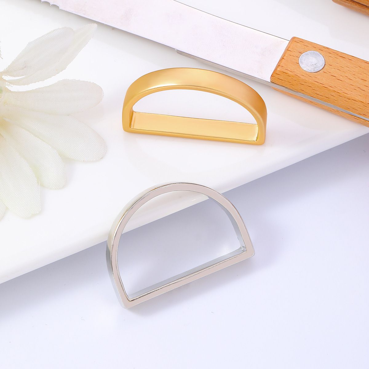 2pc Easter Napkin Rings, Semicircle Metal Gold Napkin Holder Buckles, Napkin Rings for Dinner Table Decor โ image 4