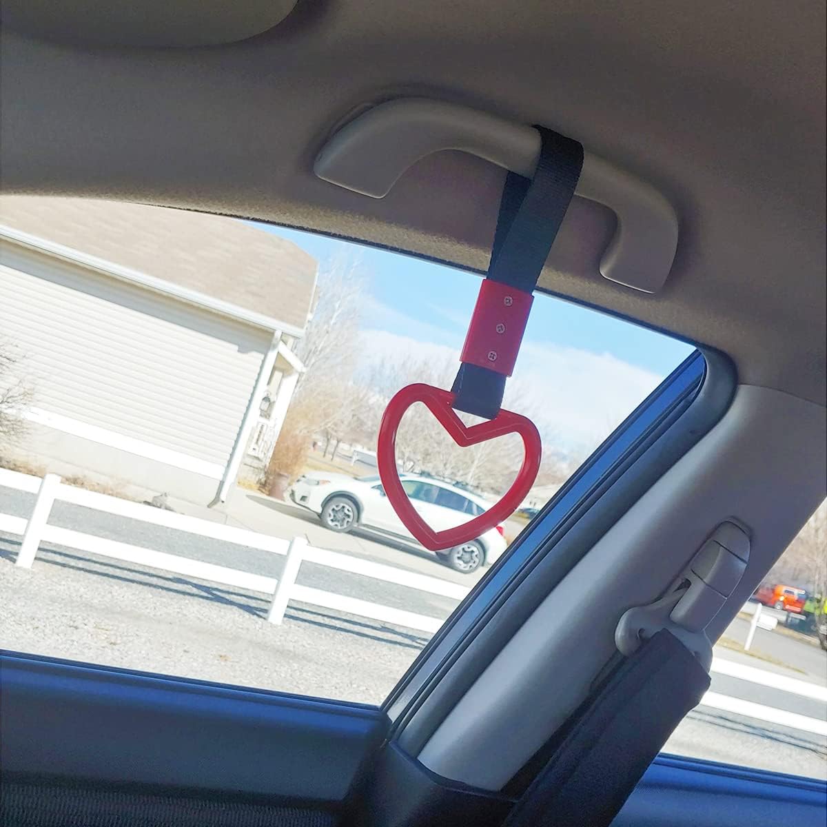 2 Pieces Heart-shaped Jdm Tsurikawa Rings SUV Bus Car Handle Straps Japanese Bosozoku Subway Ring for Car Warning and Interior Exterior Decoration (Red/Black) — image 4