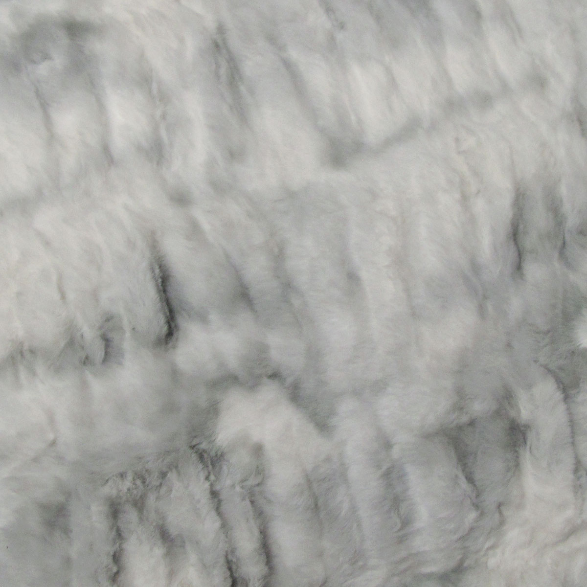 Meadow Soft Faux Fur Throw Rug 127 x 152 cm Arctic Fox — image 3