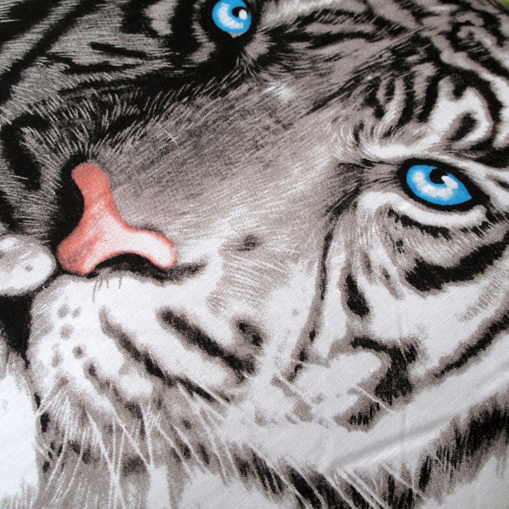 Just Home Blue Eyes Stripes Tiger Square Filled Cushion โ image 3