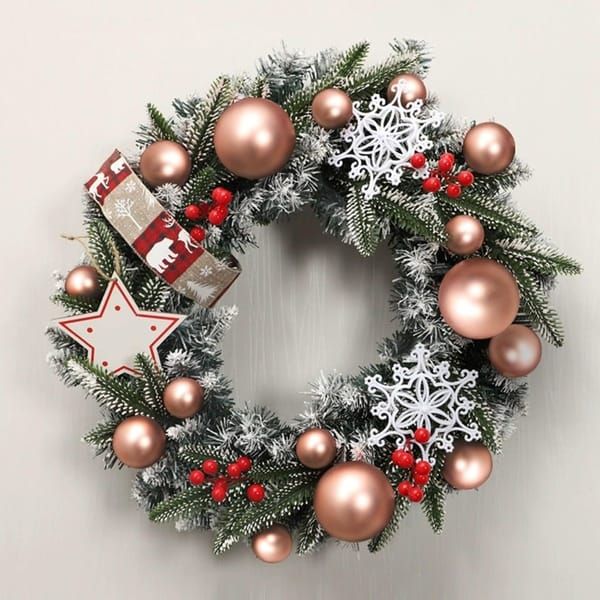 50cm spray-white pine needle Christmas wreath with snow-dusted branches, ornaments, snowflakes, red berries, pinecones and reindeer & star accents. Ideal for door or wall decor to light up the festive mood.*PE white mixed garland [pink decoration]