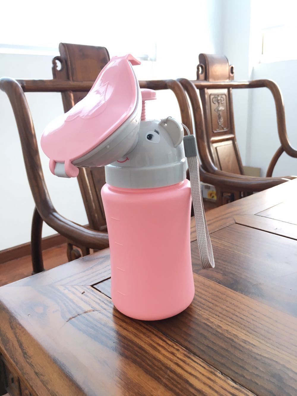 Travel Urinal Portable Potty Pee Cup for Girls Urinal Emergency Toilet for Camping Car Travel and Kid Potty Pee Training (Pink) — image 3