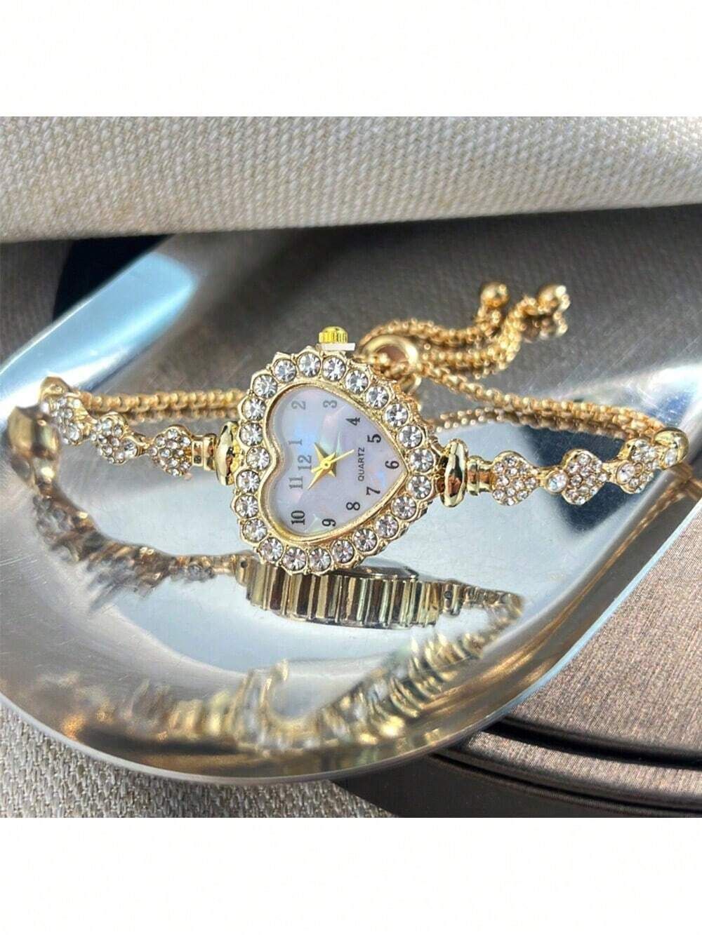 1pc Women s Gold Color Alloy Bracelet Heart Shaped Watch Case Arabic Numerals Dial Adjustable Drawstring Strap Daily Decoration Holiday Gift — image 2