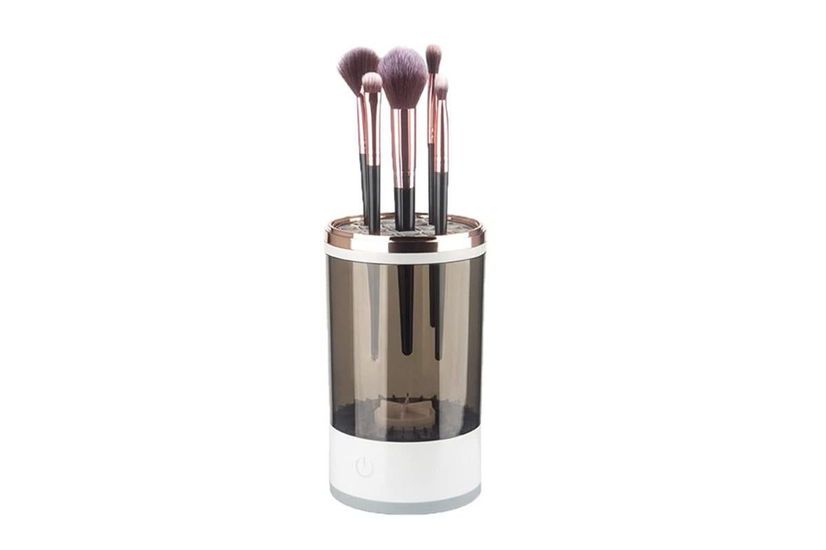 Electric Makeup Brush Cleaner for All Size Makeup Brushes — image 3