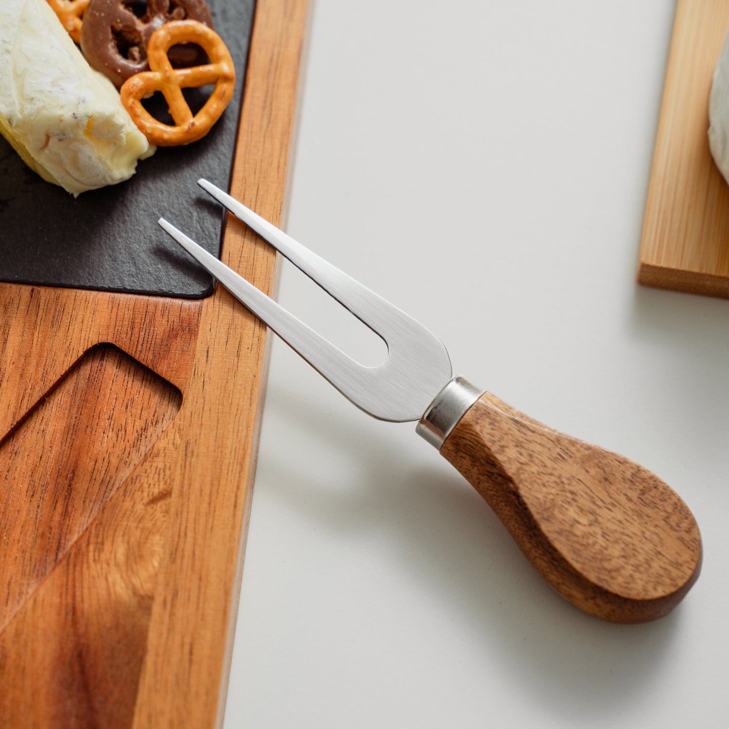 Clevinger 4 Piece Acacia Wood & Slate Cheese Board With Knife Set — image 4