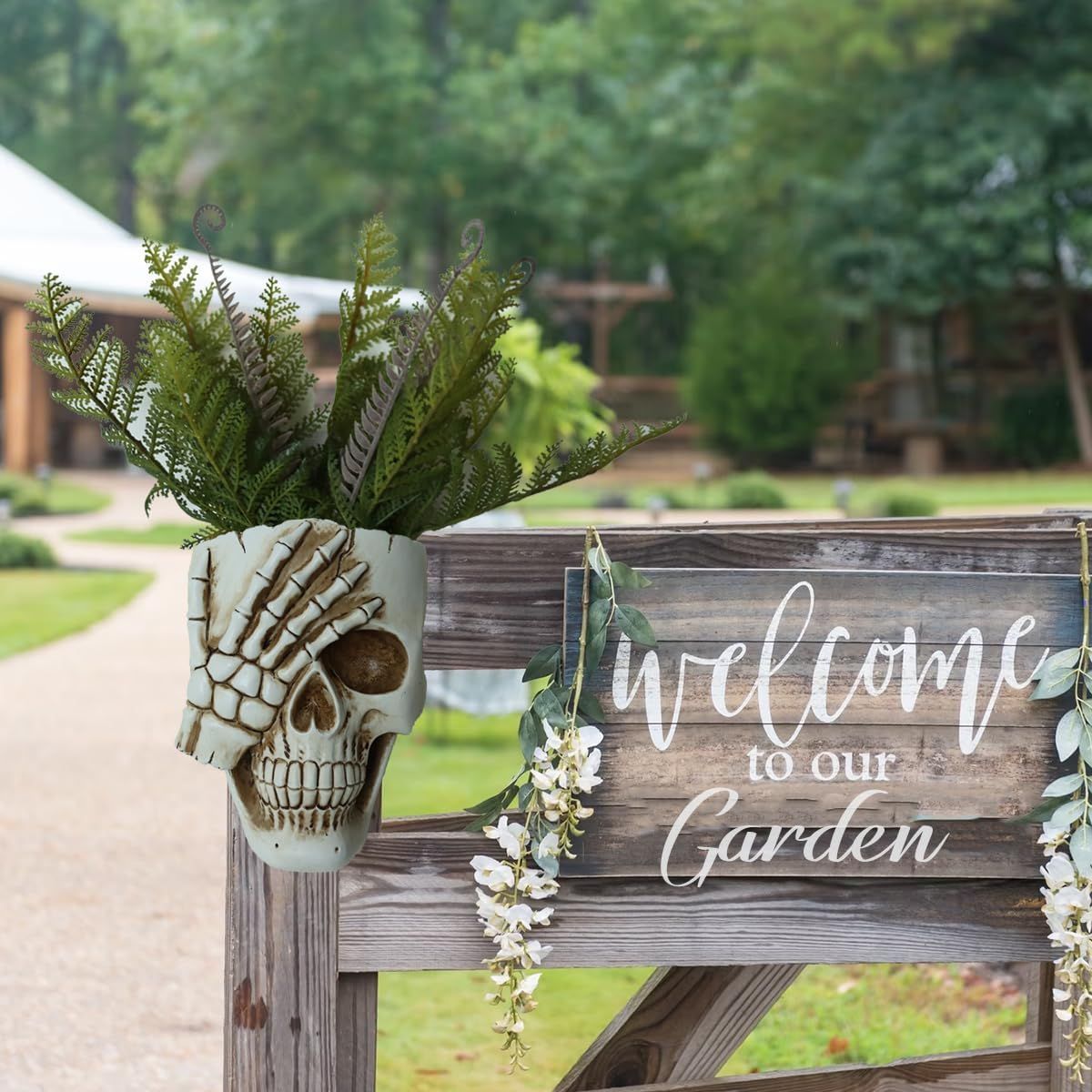 Skull Wall Planter for Home Décor, Resin Skeleton Gothic Planter for Indoor Outdoor Plants Decorations, White