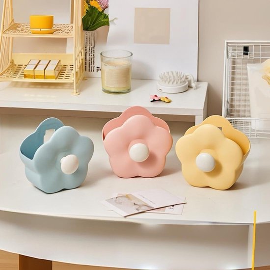 Flower-shaped Makeup Brush Holder - Multifunctional Makeup & Desk Storage Organizer - Compact Design 14.8 x 13.5 x 8 cm - Pink — image 2