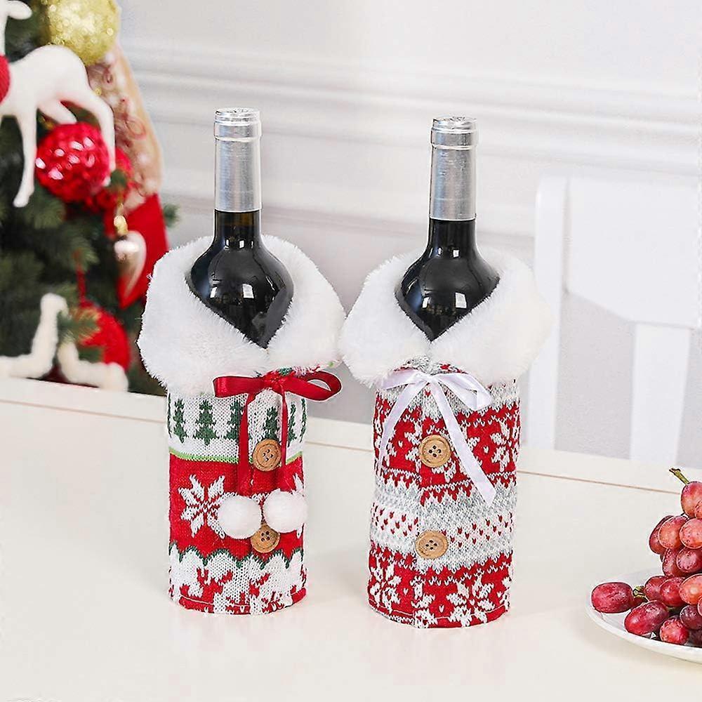 Wrap the knitted wine bottle sleeves with a faux fur collar for Christmas decorations โ image 2
