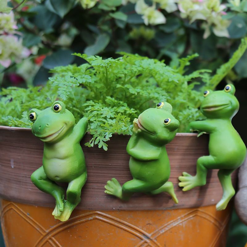 Garden Sculptures, Cute Frog Figurines Hanging Animal Statue Garden Ornaments Decor for Flower Pot Fence Yard 3 Pcs — image 3