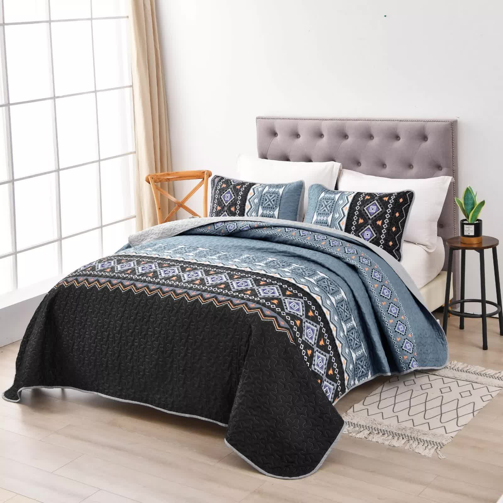 Ambient bloom sky black hour Comforter Set – Aesthetic 3-Piece Bedroom Mood — image 6