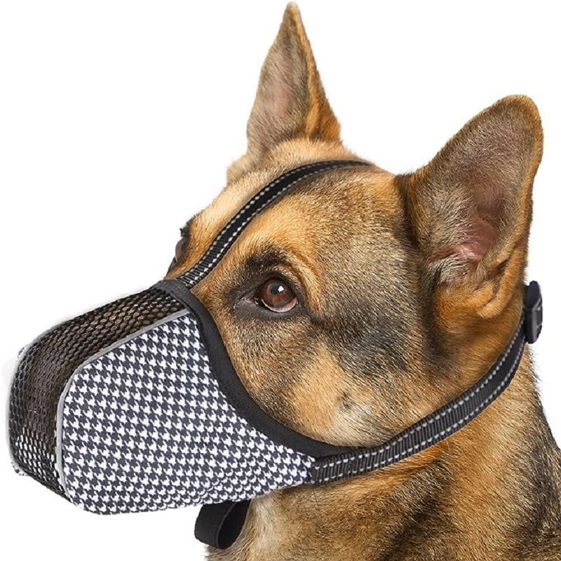 Adjustable Long-Snout Dog Muzzle with Breathable Mesh Front and Reflective Straps, Printed Fabric Sides, Anti-Biting and Anti-Scavenging Mouth Cover for Outdoor Walks, Fits Small to Large Long-Nosed Breeds (Black & White Check, L)