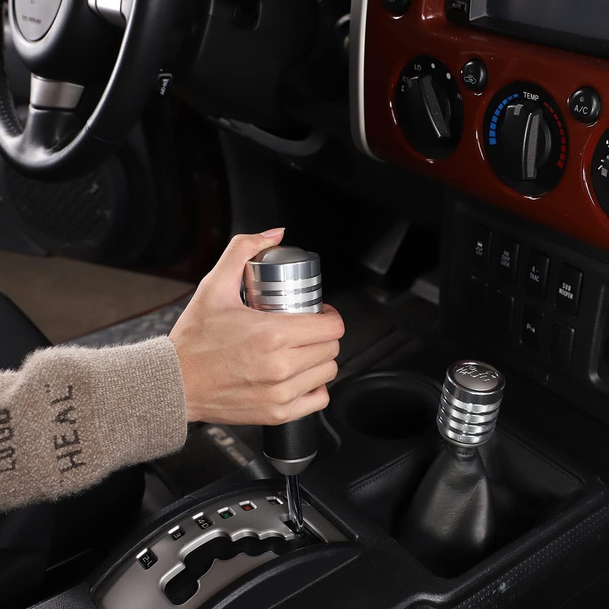 Car modification gear lever cover Central Gear Head Decorative Knob Cover Trim Cruiser Aluminum Alloy Gear Knob (Silver) — image 4
