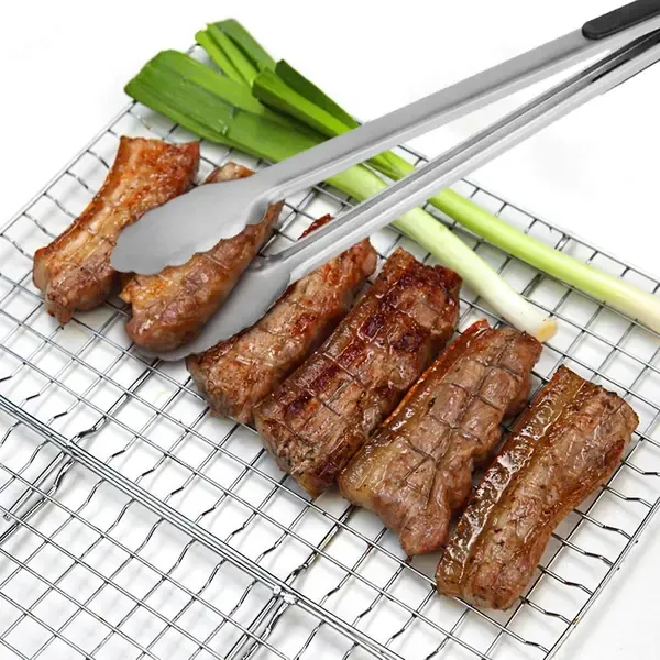 2 Pack 430 Stainless Steel Locking Kitchen Tongs with Silicone Grip for BBQ Cooking, Serving and Outdoor Grilling, 36 cm — image 5