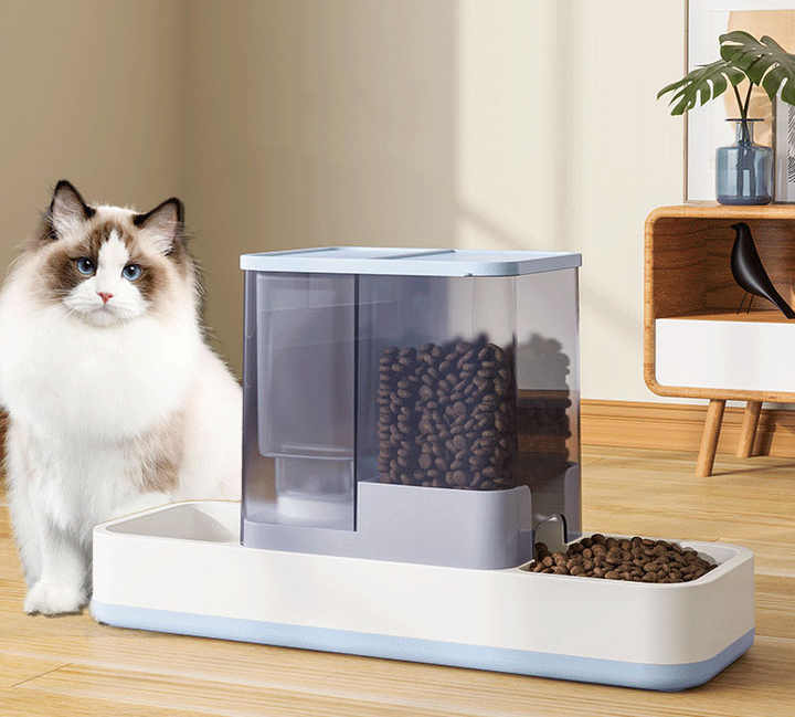 Blue 2-in-1 Automatic Pet Water and Food Dispenser - Gravity Feeder for Cats and Dogs โ image 6